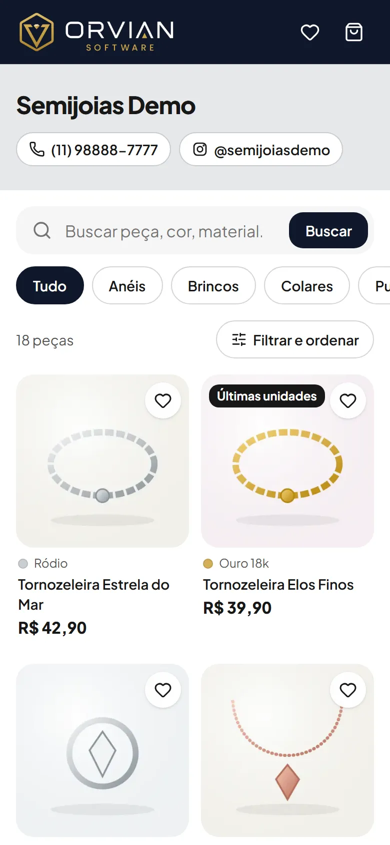 Catálogo digital de uma loja no celular, com as categorias e as peças com foto e preço